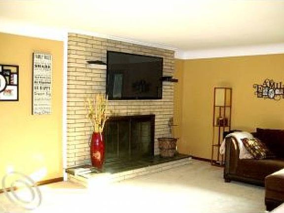 NATURAL FIREPLACE