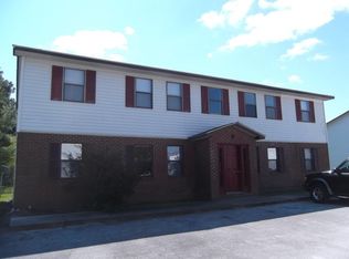 210 Shipman Rd APT P2, Havelock, NC 28532