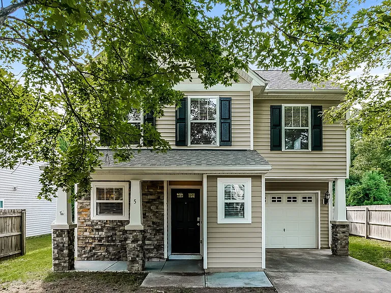 5 Toms Rock Pl — Photo 1