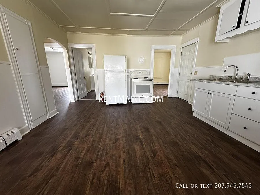 8 Bellevue St #2