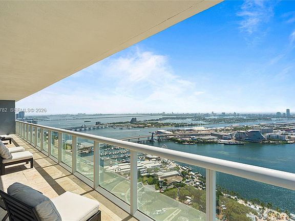4th image of 50 Biscayne Blvd APT 5210