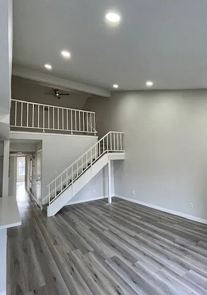 923 Lotus Cir — Photo 8