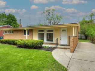 15120 Northfield Blvd, Oak Park, MI
