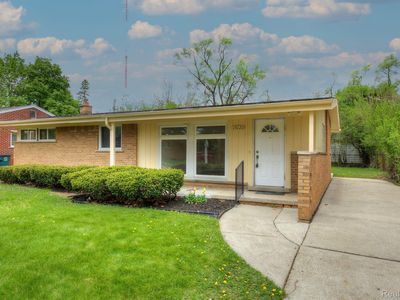 15120 Northfield Blvd, Oak Park, MI, 48237