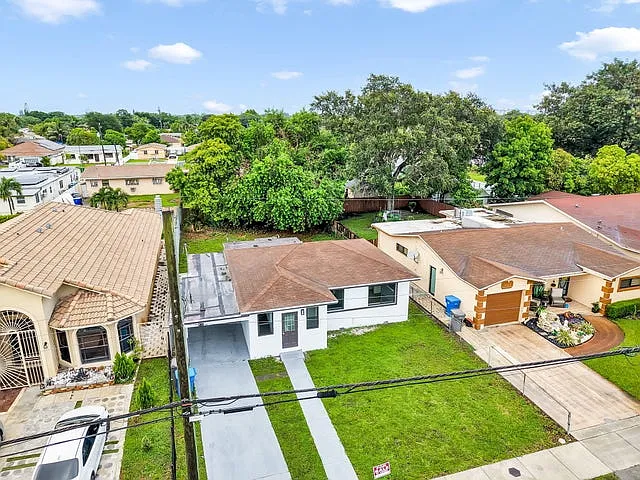 4 bed, 1038 sqft, $3,000 — Photo 3