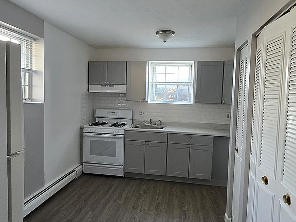 2nd image of 128 E Squantum St #32