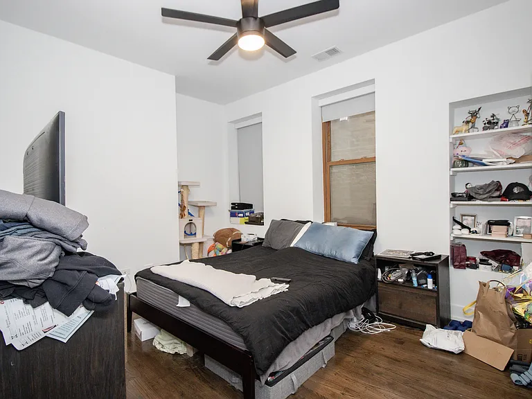 1418 W Blackhawk St #G — Photo 9
