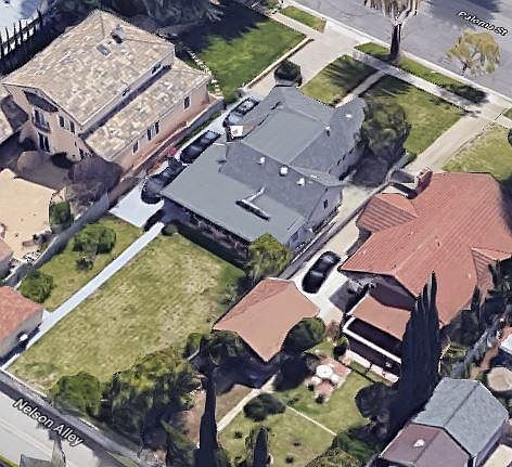 1st image of 1615 Paloma St