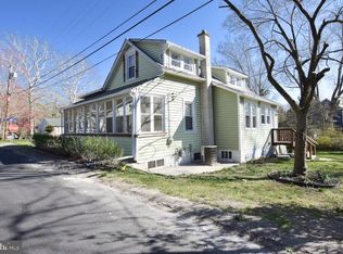 352 Lake Ave, Clementon, NJ 08021