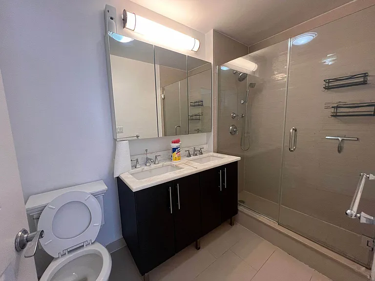 83-18 Talbot St #3A — Photo 4