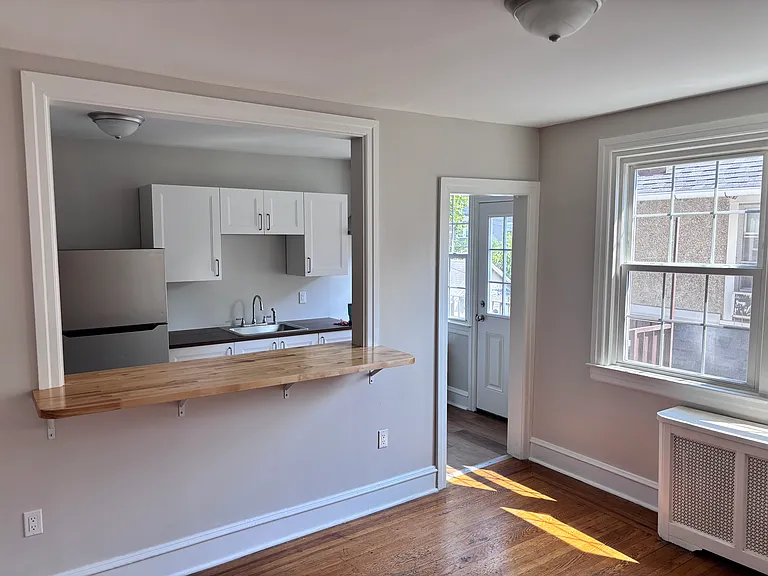 104 S Carol Blvd #2F — Photo 4