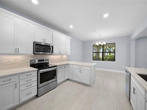 5th image of 9564 Bexley DR