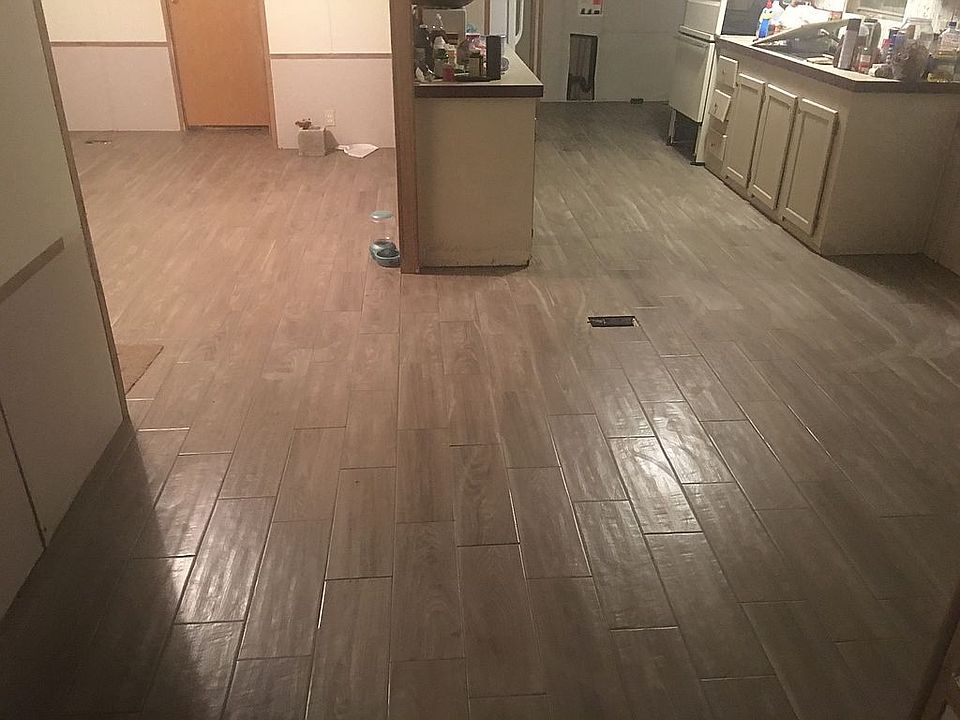 New tile floor throughout 