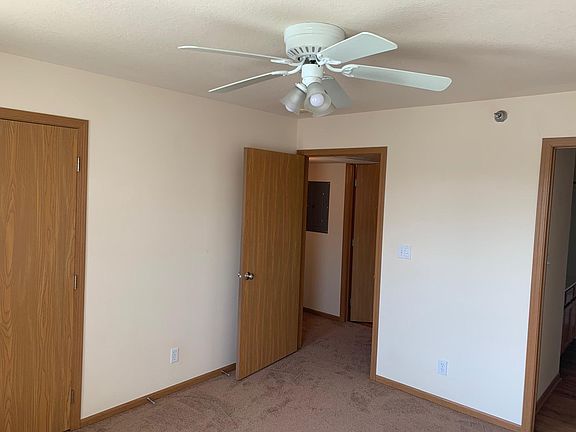 5th image of 2706 Kent Ave #Z33v16tkt