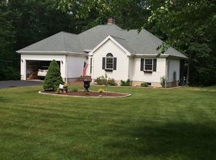 11 Churchill Rd, Douglas, MA 01516