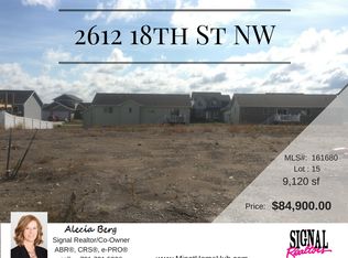 2612 18th St NW, Minot, ND 58703