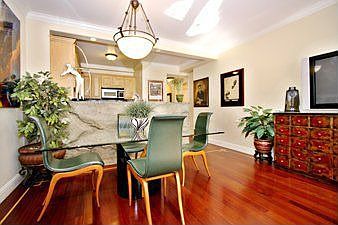 Dining Room :: 720 Stockton