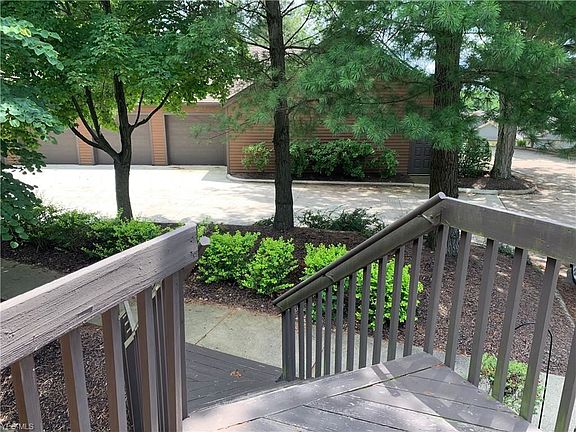 2nd image of 211 Clubside Dr NW