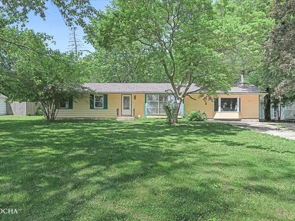 1218 N Randall Rd, Aurora, IL 60506