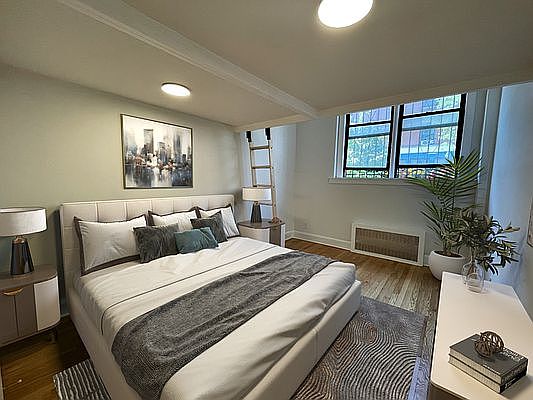3rd image of 175 Avenue B #1A