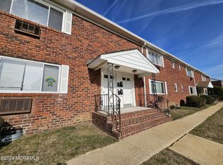 1 Magnolia Ln APT B, Eatontown, NJ 07724