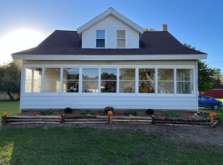 1047 N Green Creek Rd, Muskegon, MI 49445