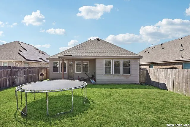 131 Dovetail St — Photo 39