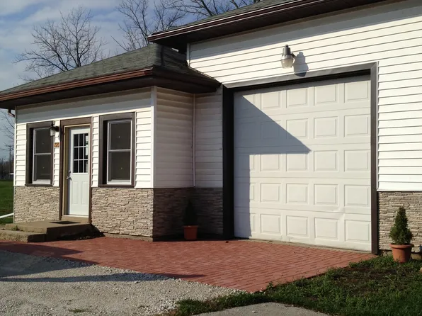 720 E Main St, Genoa, IL 60135