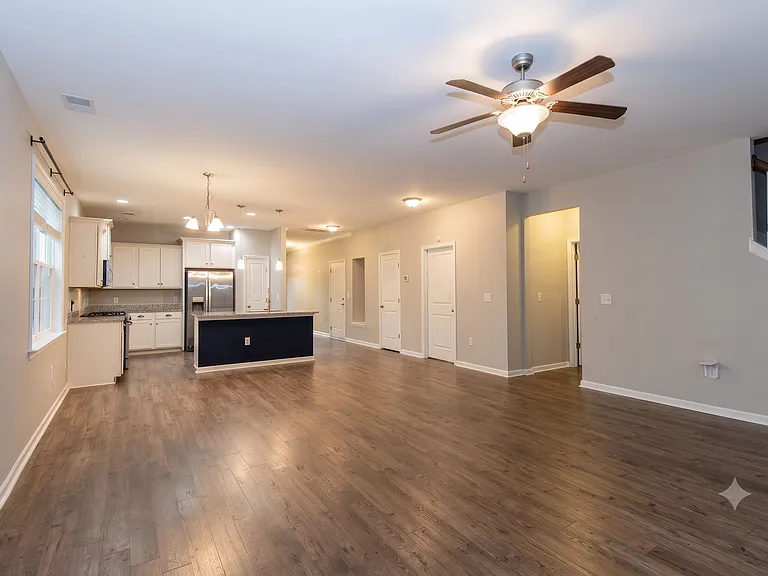 483 Foxbank Plantation Blvd — Photo 9