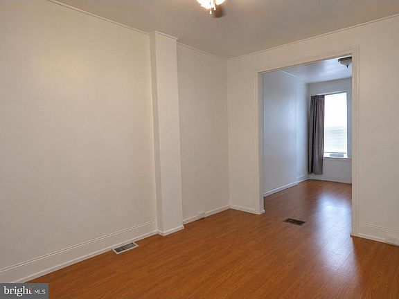 4th image of 538 Turner St