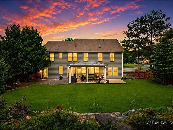 2nd image of 105 Kingston Ln