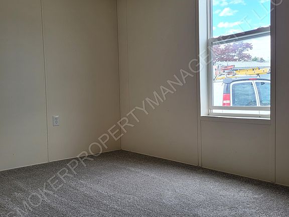 4th image of 43 Hilltop Ave