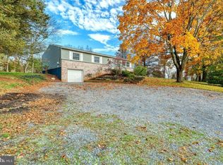 936 Oak Hill Rd, Lewisberry, PA 17339