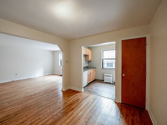 5th image of 5540 5th Ave APT 5