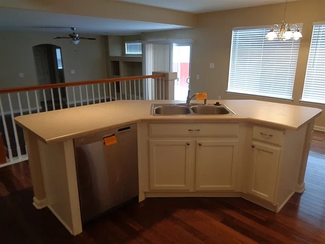 20019 E 41st Pl — Photo 6