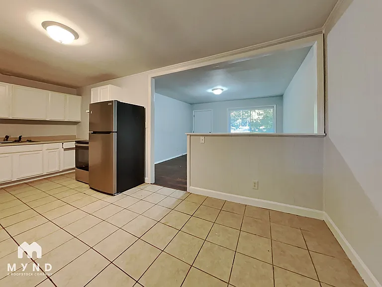 301 Edgegreen Dr — Photo 6