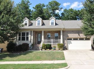 206 Briarfield Dr, Apex, NC 27502