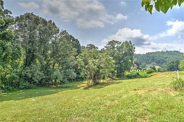 1st image of 2 Magnolia Farms Dr #33