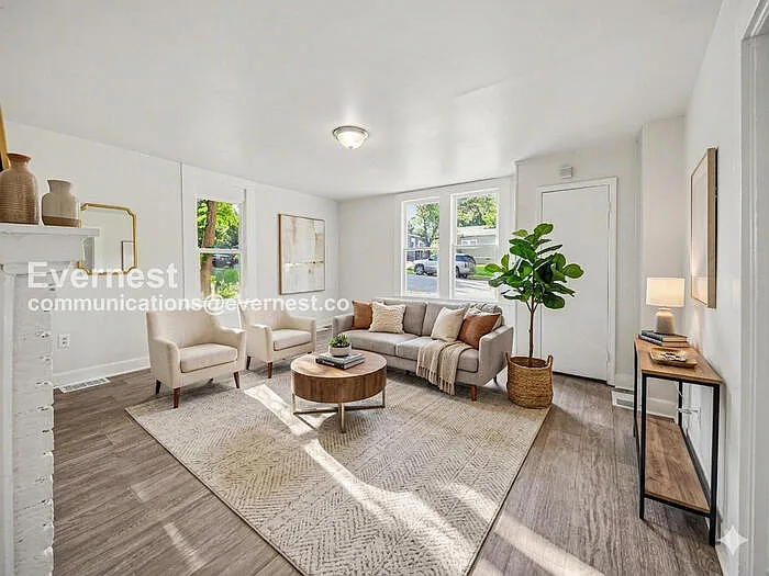 2709 30th St — Photo 3