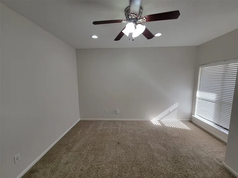 2025 Augusta Dr #303 — Photo 14