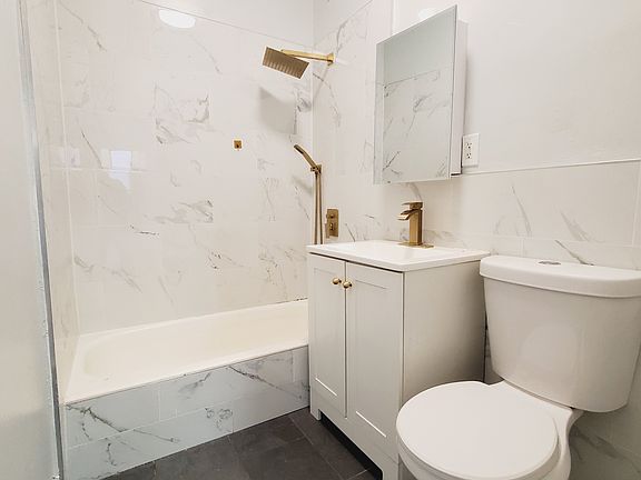 5th image of 117 Wade St APT 4I