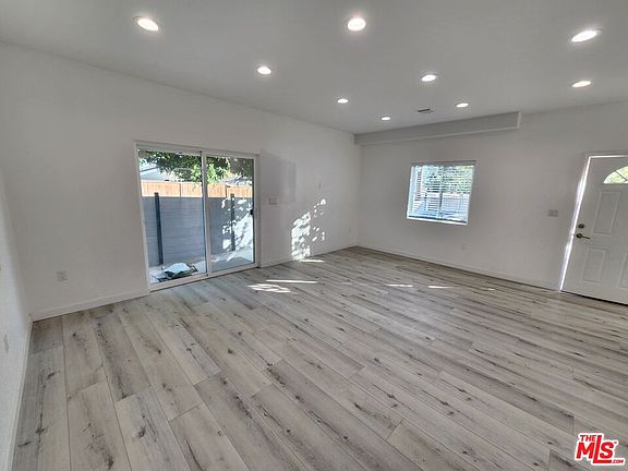 4th image of 11618 Balboa Blvd #11618