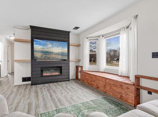 762 Meander Rd, Hanover, MN 55341