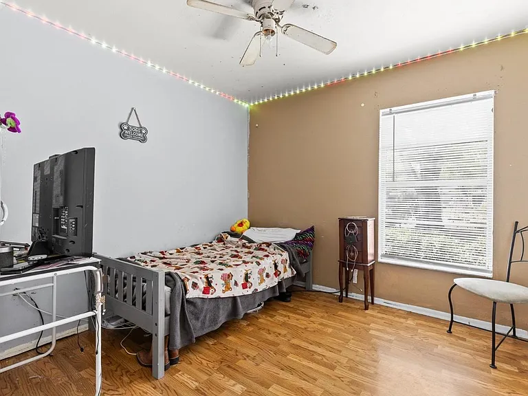 4003 Prairie Bend Ln — Photo 4