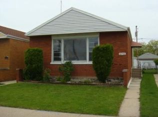 6318 N Drake Ave, Chicago, IL 60659
