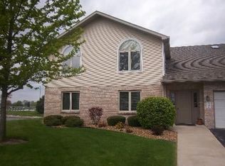 201 Barbara Jean Ln, Joliet, IL 60436