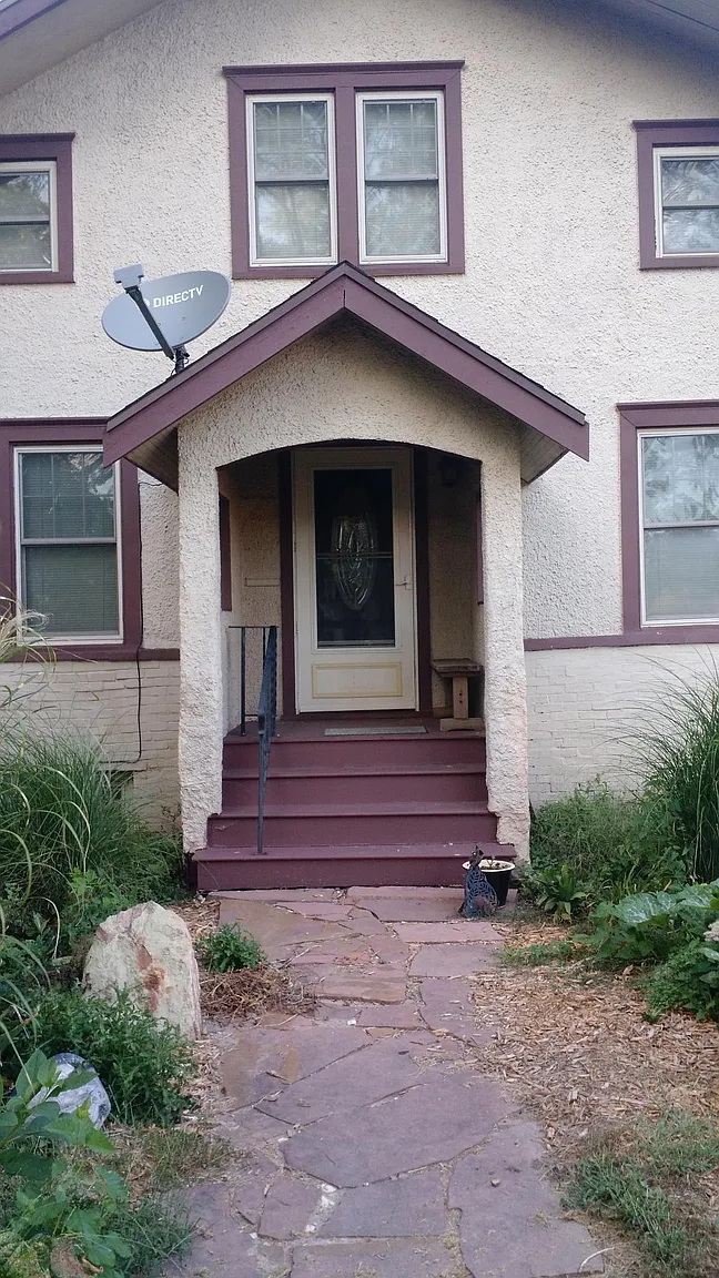 1202 W Park Ave photo 1