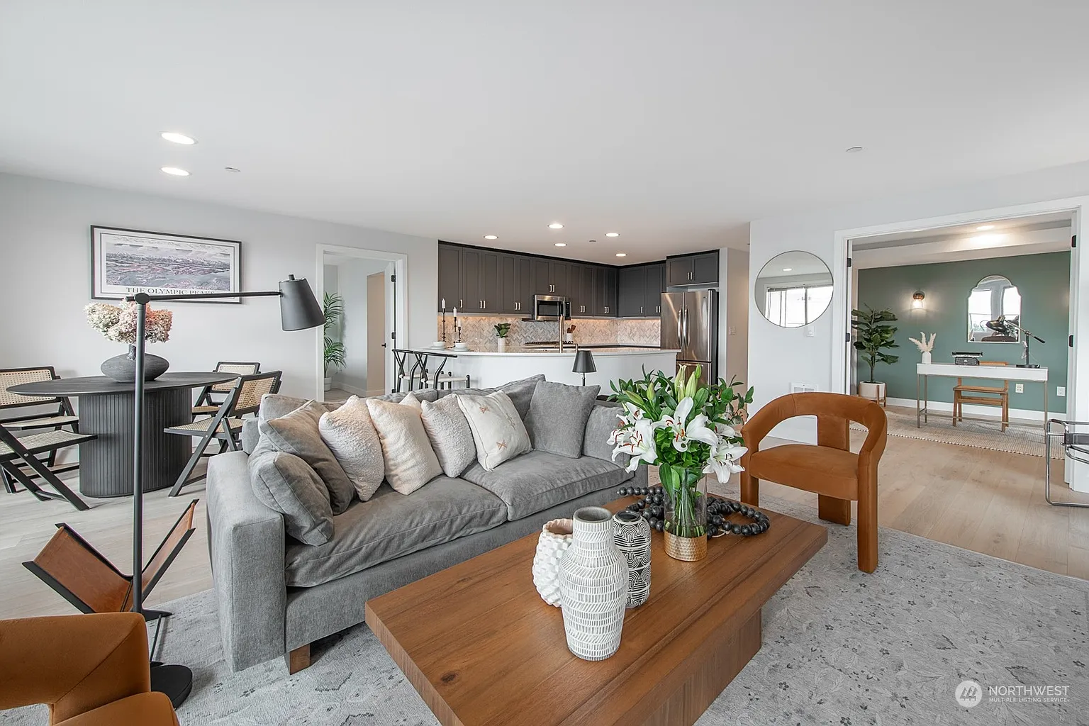 511 W Mercer Place #101 photo 1