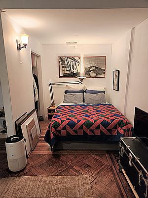 3rd image of 217 W 71st St APT 3R