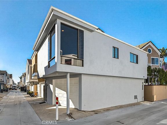 3rd image of 226 Garnet Ave #226